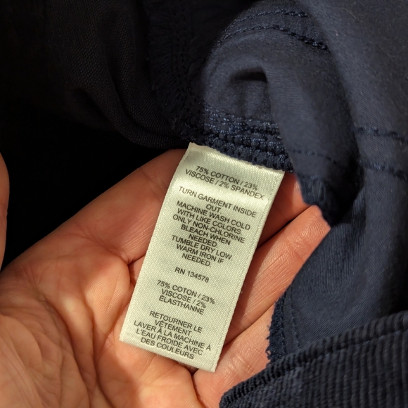 Vineyard Vines Mid-Rise Kick Flare Cords | Size 26 - Picture 7 of 9